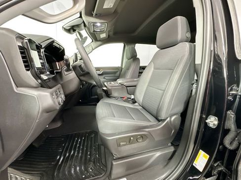 Used 2023 Chevrolet Silverado 1500 LT AWD/4WD image 17