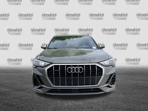 Used 2020 Audi Q3 2.0T Premium image 3