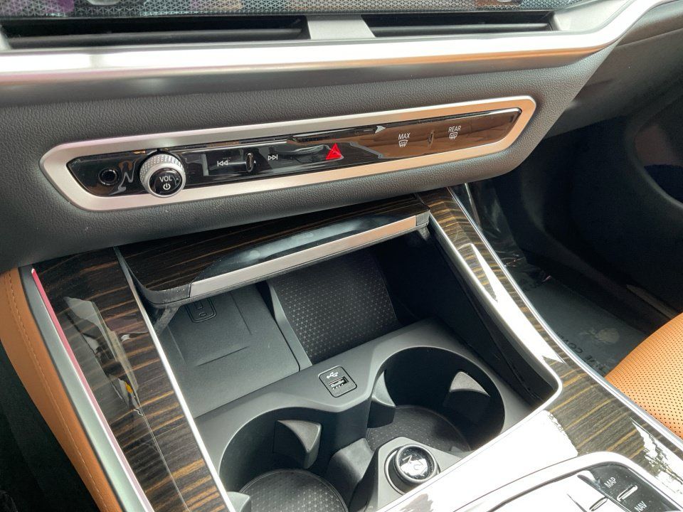 Used 2025 BMW X5 sDrive40i RWD image 18