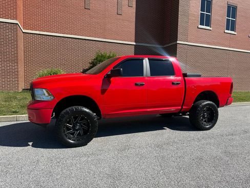 Used 2018 RAM 1500 Classic SLT AWD/4WD image 5
