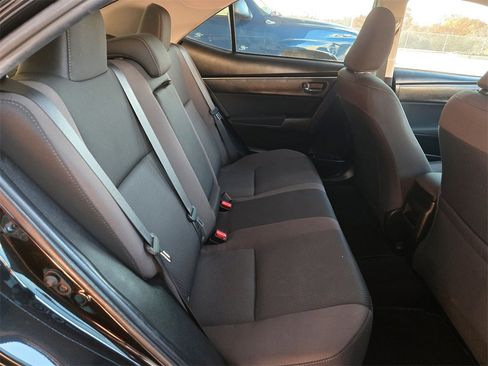 Used 2019 Toyota Corolla LE image 27