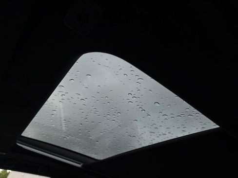 Used 2025 Toyota Camry XSE image 2