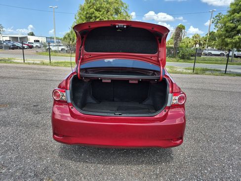 Used 2013 Toyota Corolla LE FWD image 13