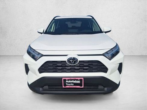 Certified 2025 Toyota RAV4 LE AWD/4WD image 2