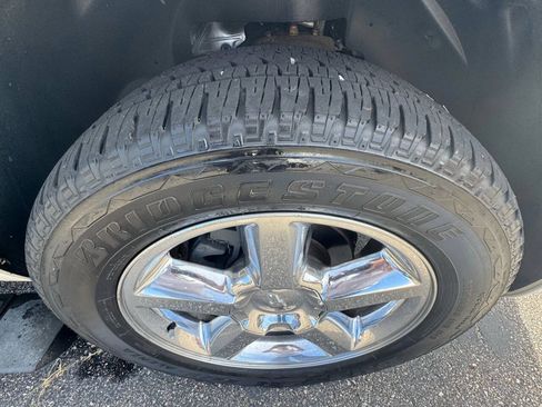 Used 2011 Chevrolet Tahoe LTZ AWD/4WD image 45