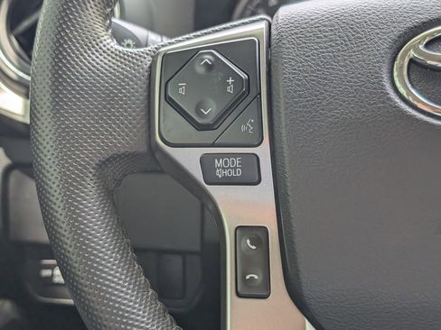 Used 2021 Toyota Tacoma SR5 RWD image 29