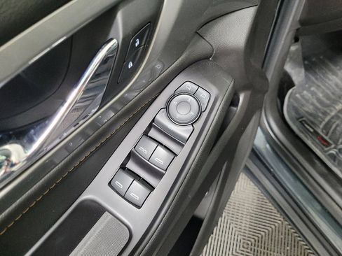 Used 2019 Chevrolet Traverse LT AWD/4WD image 27