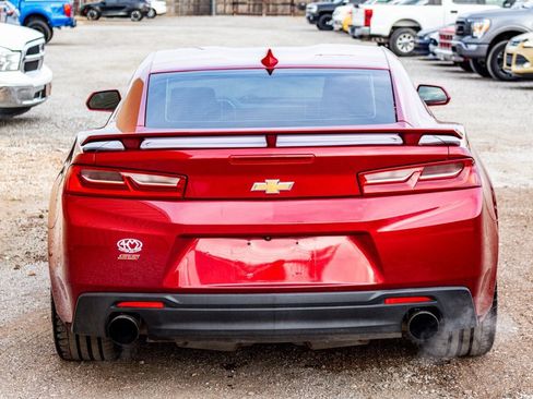 Used 2018 Chevrolet Camaro SS image 4
