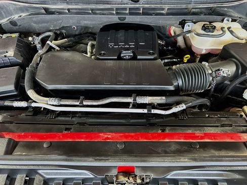 Used 2024 Chevrolet Silverado 1500 LT Trail Boss w/ LPO, Dark Essentials Package AWD/4WD image 27