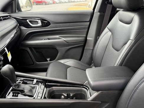 New 2026 Jeep Compass Latitude image 27