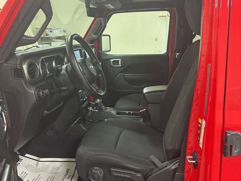 Used 2021 Jeep Wrangler Unlimited Sport w/ Sun And Sound Package image 9