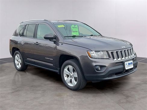 Used 2017 Jeep Compass Sport w/ Power Value Group image 3