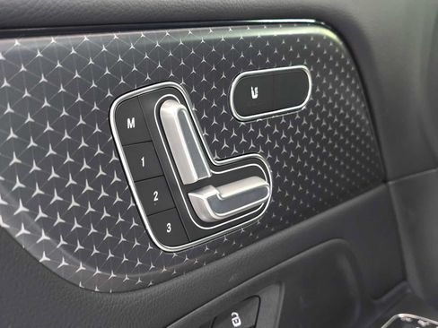 Certified 2026 Mercedes-Benz GLB 250 4MATIC image 23
