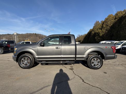 Used 2015 Ford F150 XLT w/ Equipment Group 302A Luxury image 8