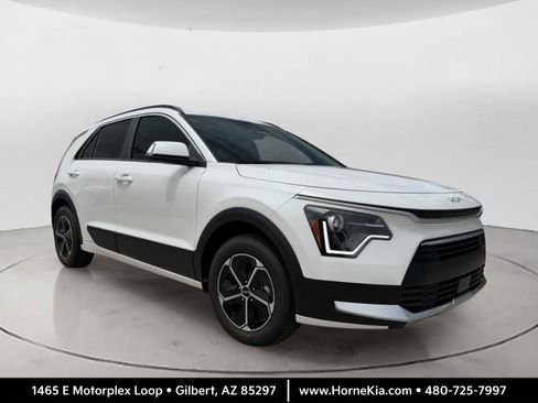 New 2026 Kia Niro EX FWD image 1