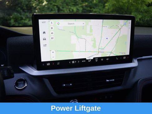 Used 2025 Ford Explorer ST-Line w/ ST-Line Street Pack AWD/4WD image 9