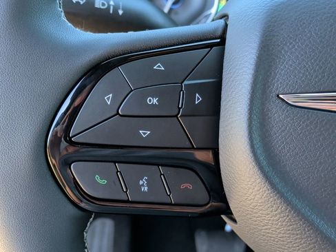 New 2026 Chrysler Pacifica Select w/ S Appearance Package image 17