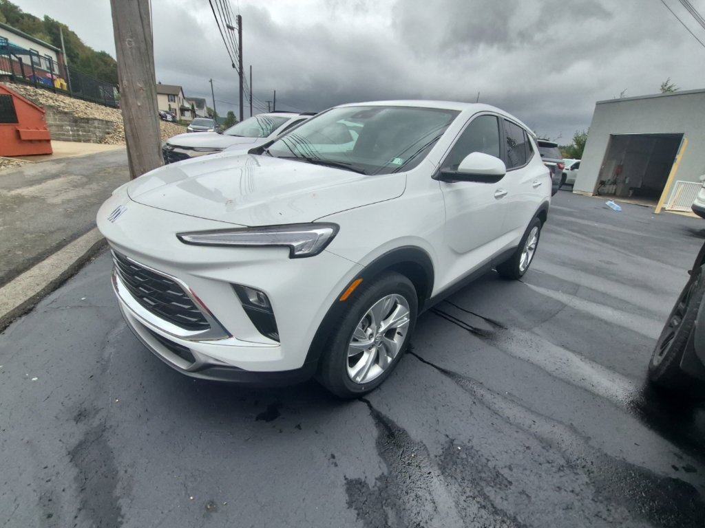Used 2024 Buick Encore GX Preferred FWD image 4