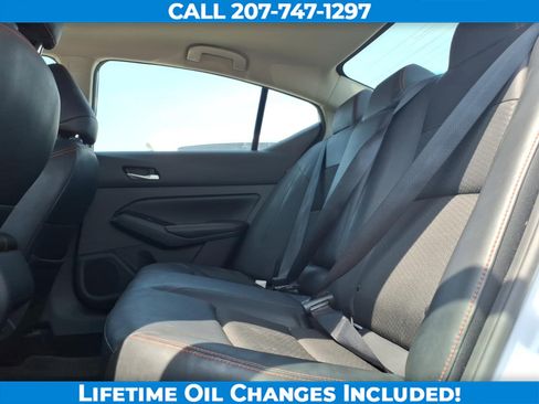 Used 2024 Nissan Altima 2.5 SR FWD image 14
