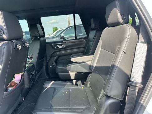 Used 2021 Chevrolet Tahoe LT w/ Luxury Package image 7