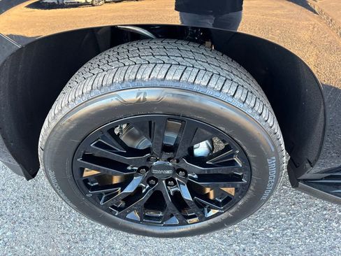 New 2026 GMC Yukon XL Elevation image 11