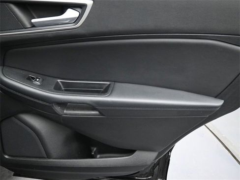 Used 2024 Ford Edge SEL w/ Convenience Package image 25