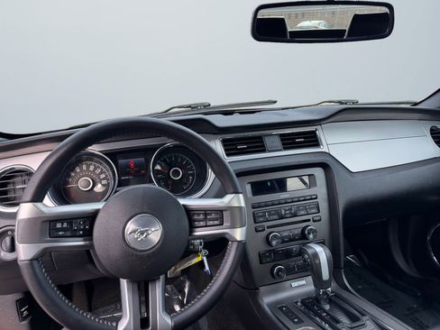 Used 2014 Ford Mustang GT Premium w/ Comfort Package image 10