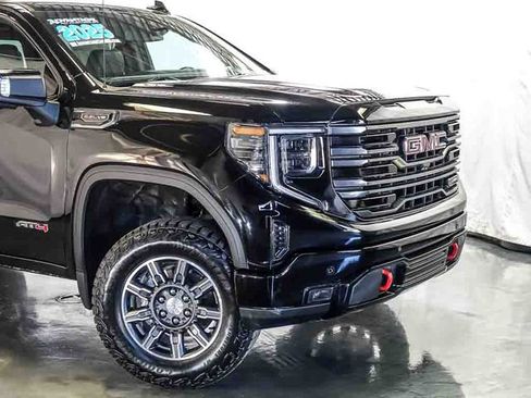 Certified 2025 GMC Sierra 1500 AT4 AWD/4WD image 3