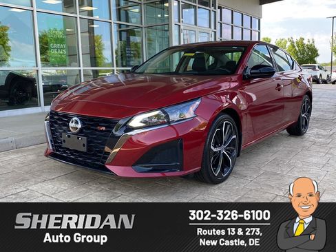 Certified 2023 Nissan Altima 2.5 SR FWD image 1