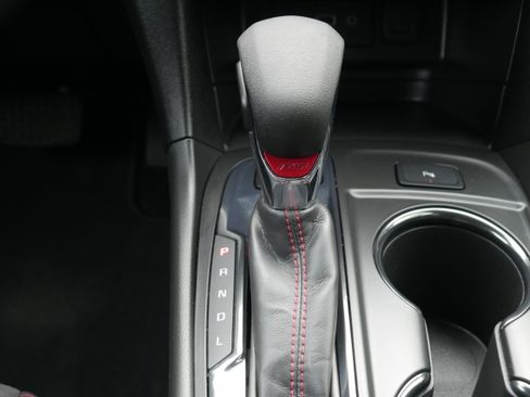 Used 2023 Chevrolet Equinox RS AWD/4WD image 22