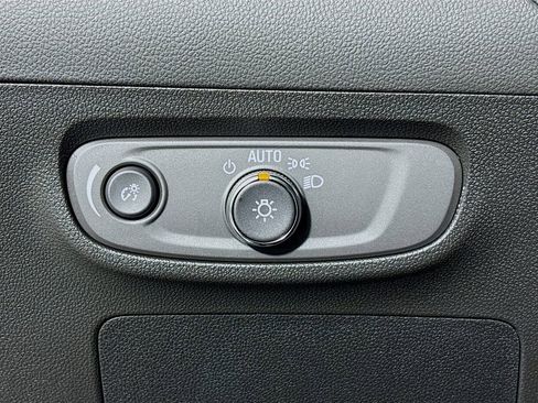 Used 2026 Buick Encore GX Sport Touring w/ Advanced Technology Package image 13