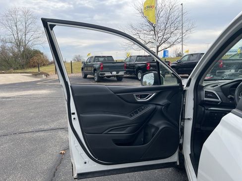 Used 2022 Subaru Forester Premium w/ Popular Package #1 image 8