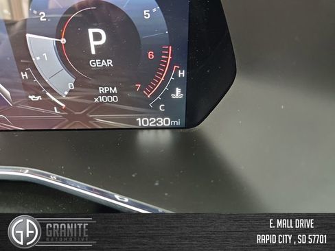 Used 2024 GMC Canyon Elevation w/ Convenience Package AWD/4WD image 16