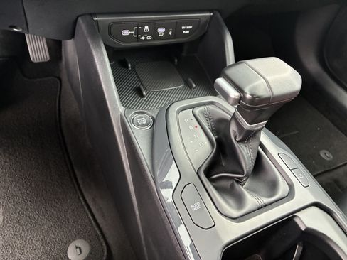 Used 2025 Kia K4 GT-Line w/ GT-Line Premium Package FWD image 33
