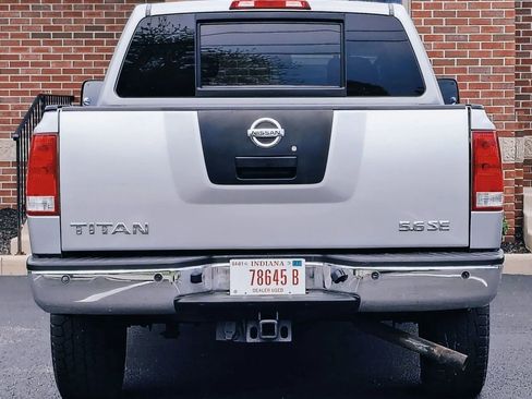 Used 2010 Nissan Titan XE image 9