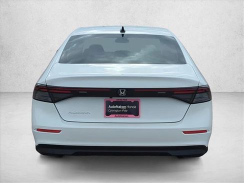 New 2025 Honda Accord SE image 8