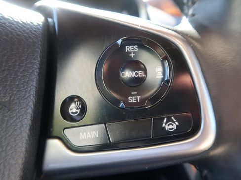Used 2022 Honda CR-V Touring image 42