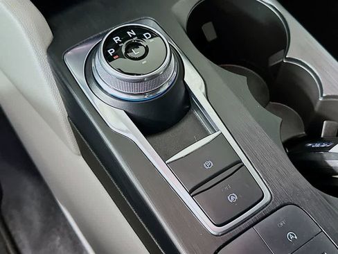 Certified 2024 Ford Escape Active image 19