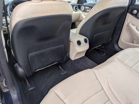 Used 2017 Mercedes-Benz C 300 4MATIC Sedan image 23