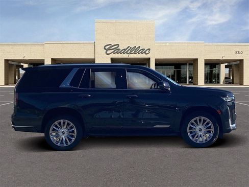 Certified 2023 Cadillac Escalade Premium Luxury image 4