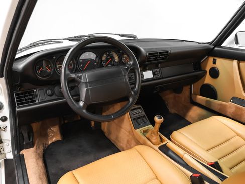 Used 1994 Porsche 911 Carrera 4 AWD/4WD image 4