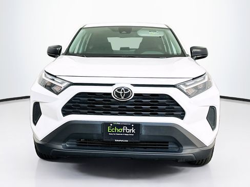 Used 2025 Toyota RAV4 LE image 2
