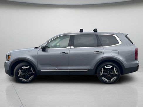 Used 2025 Kia Telluride S AWD/4WD image 15