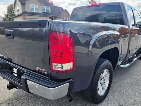 Used 2010 GMC Sierra 1500 SLE w/ Power Pack Plus image 5