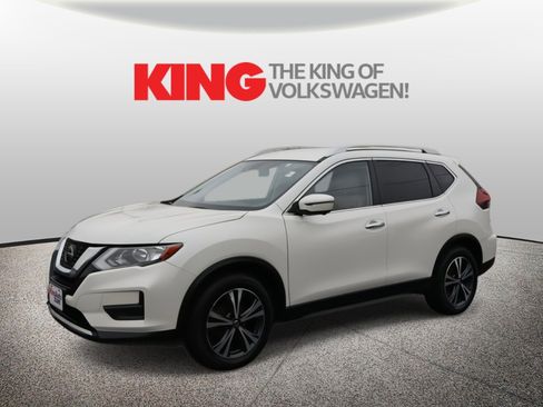 Used 2020 Nissan Rogue SV w/ Premium Package image 8