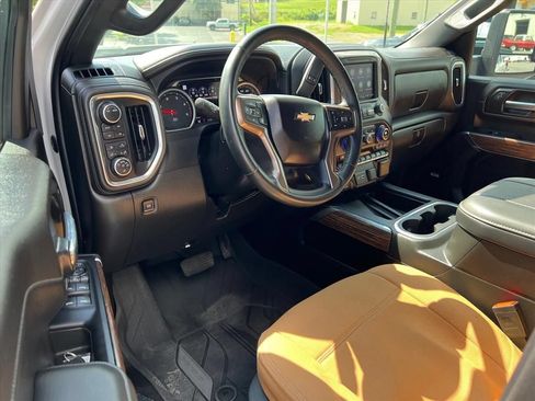 Used 2023 Chevrolet Silverado 2500 High Country AWD/4WD image 14
