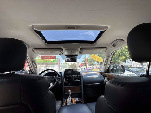 Certified 2023 Nissan Armada SL w/ Captain's Chairs Package AWD/4WD image 18