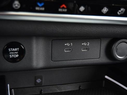 New 2026 Nissan Rogue Platinum image 19