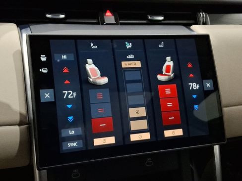 Certified 2025 Land Rover Discovery Sport S image 14