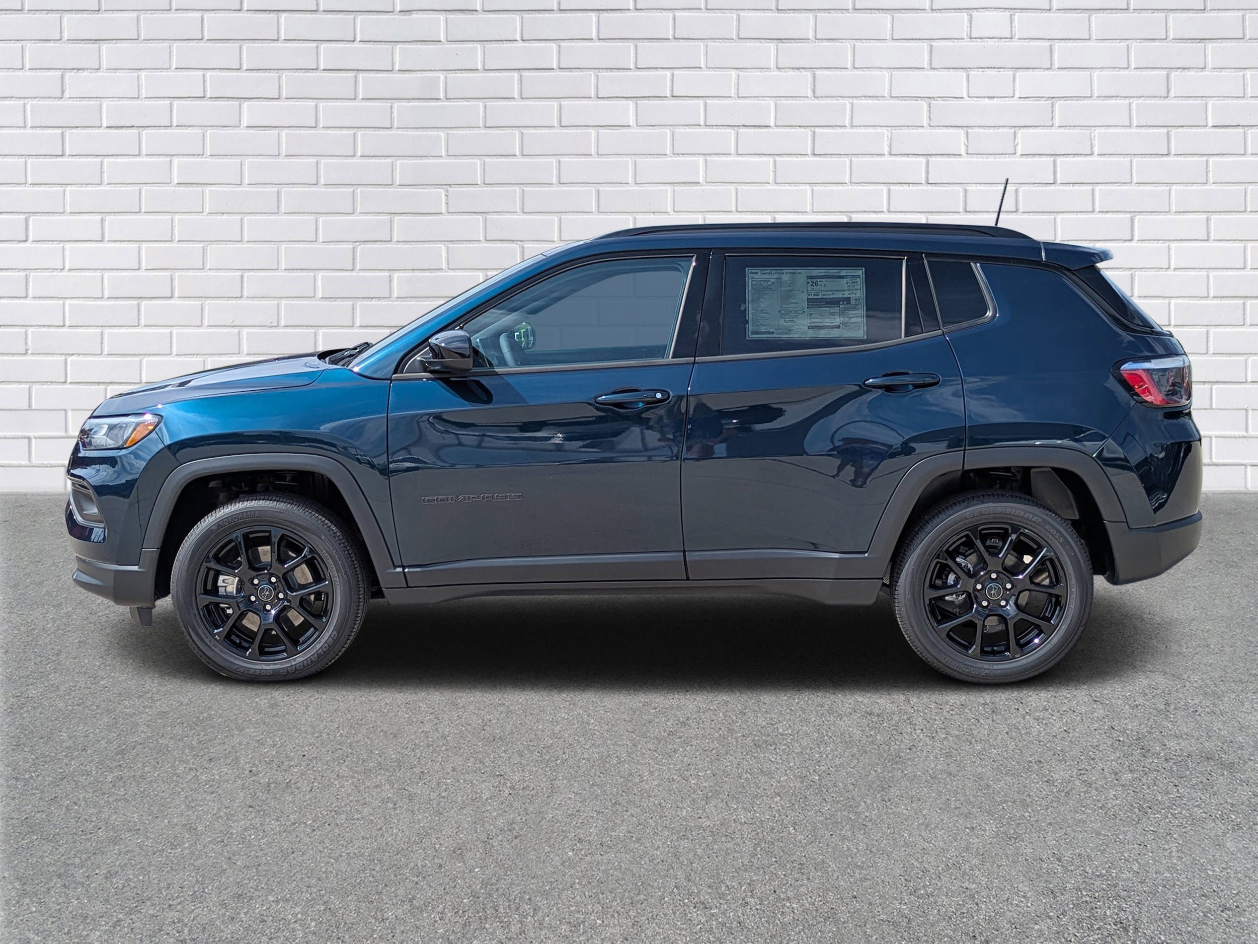 New 2026 Jeep Compass Latitude AWD/4WD image 2